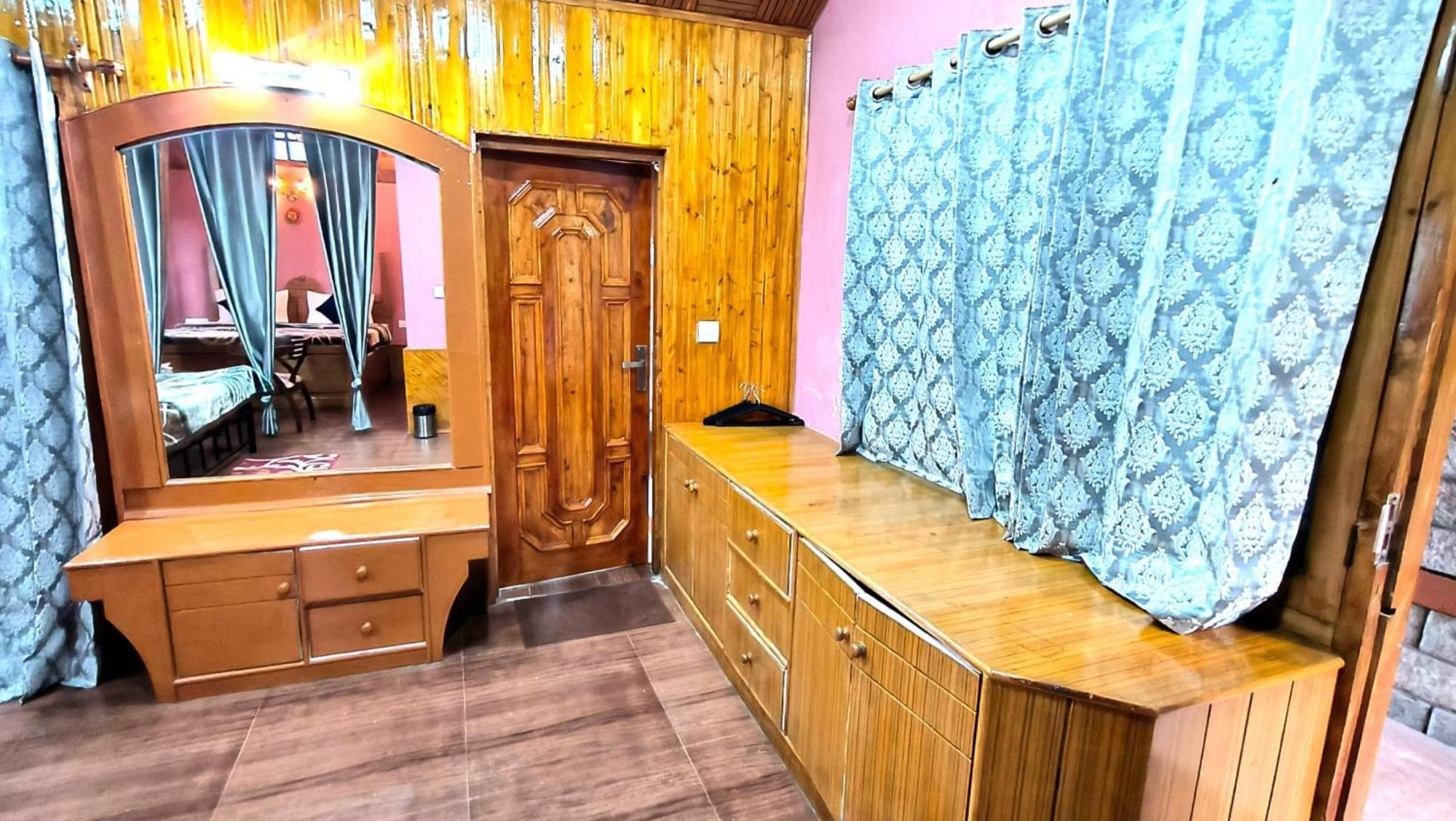 Melody Orchard Cottage Jagatsukh Bagian luar foto