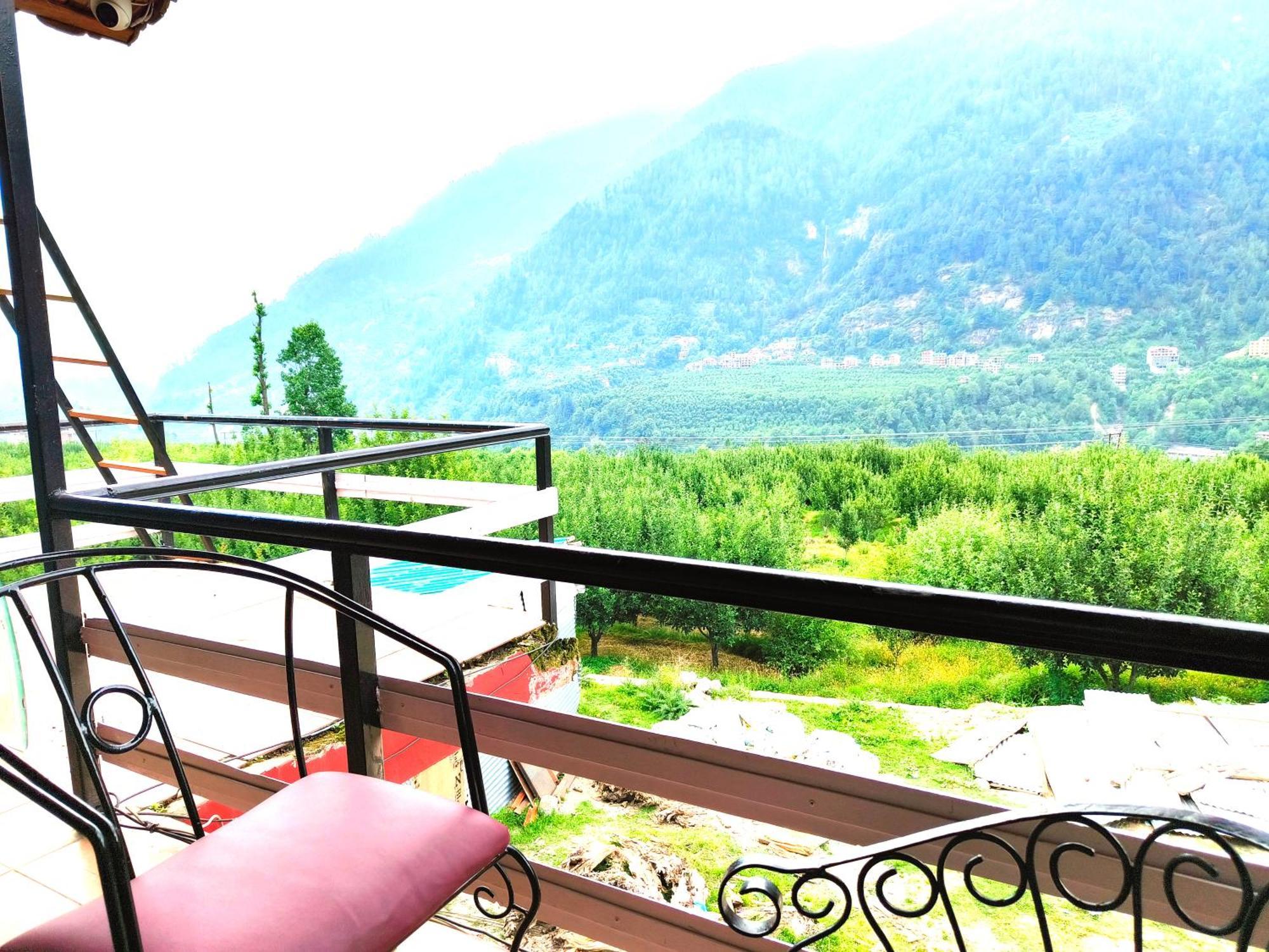 Melody Orchard Cottage Jagatsukh Bagian luar foto